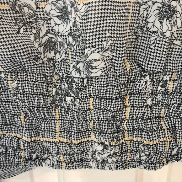 Forever 21 blouse, long sleeves with elastic bottoms, v-neck, elastic waist, SzS - Picture 8 of 11